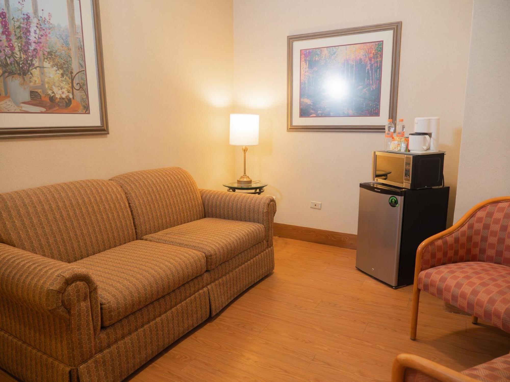 Holiday Inn Express Silao-Aeropuerto Bajio By Ihg Exterior foto